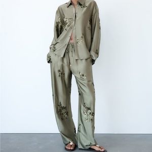 Zara set- brand new with tags, never been worn. Size S.